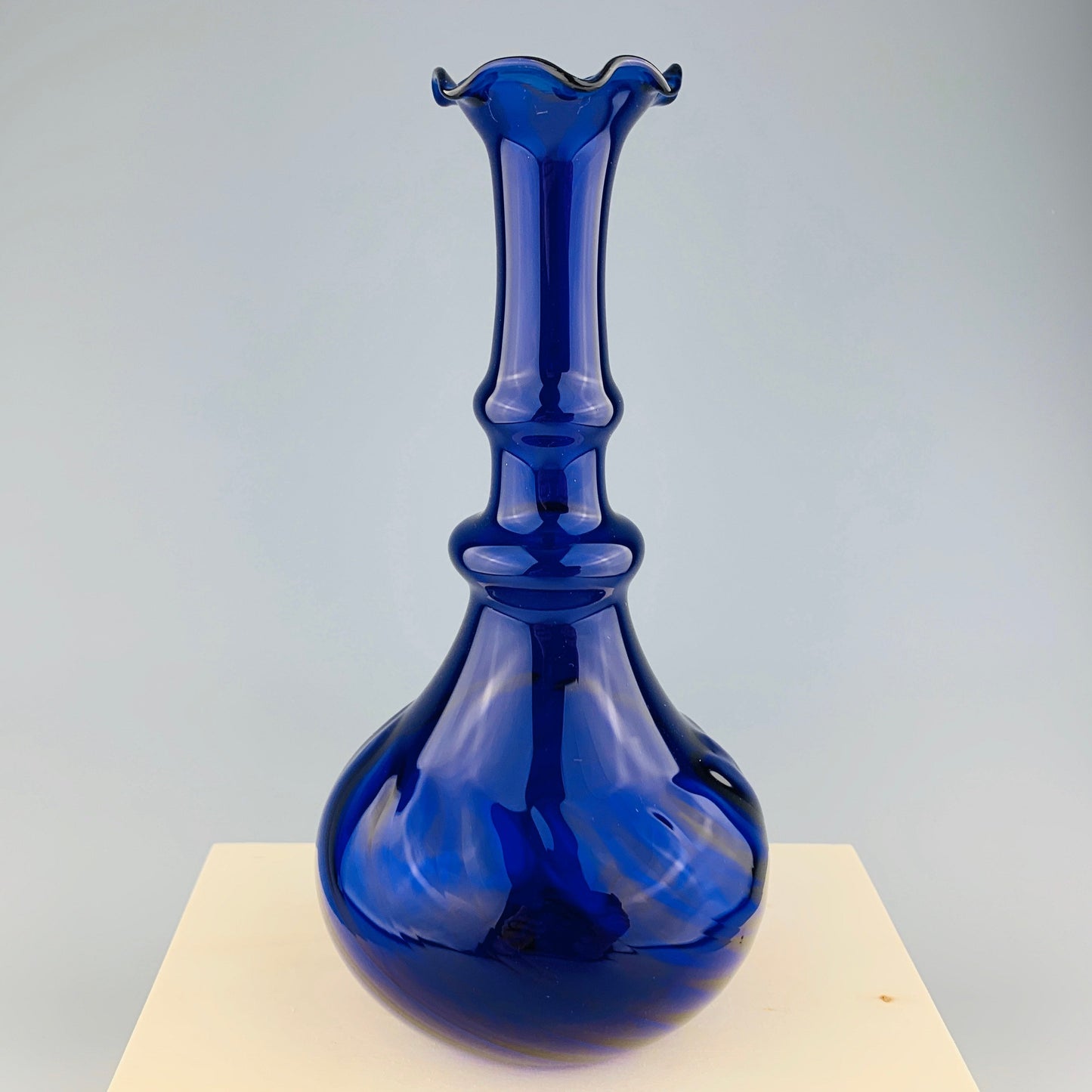Jarrón azul cobalto