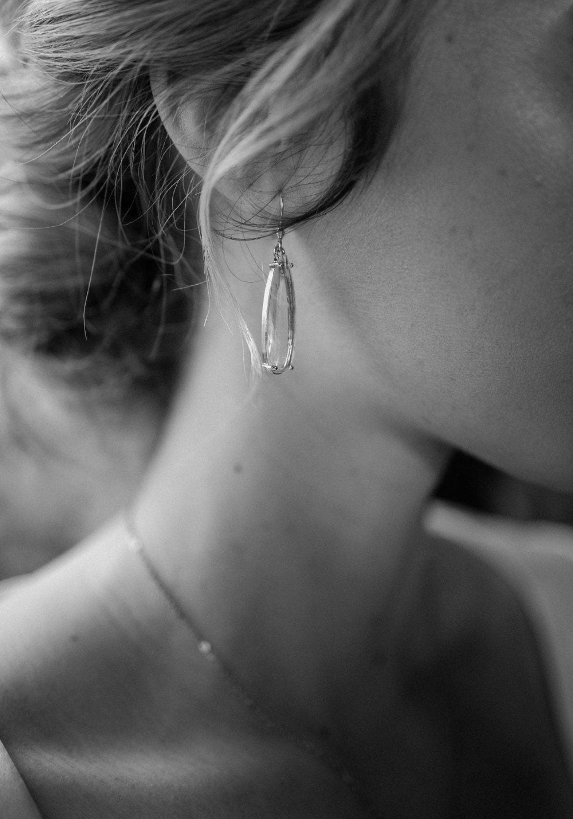 Goldenes Schmuckset mit Tropfenanhänger aus Glas / Minimalistisch / Brautschmuck / zur Hochzeit / Geschenk zu Weihnachten, Geburtstag